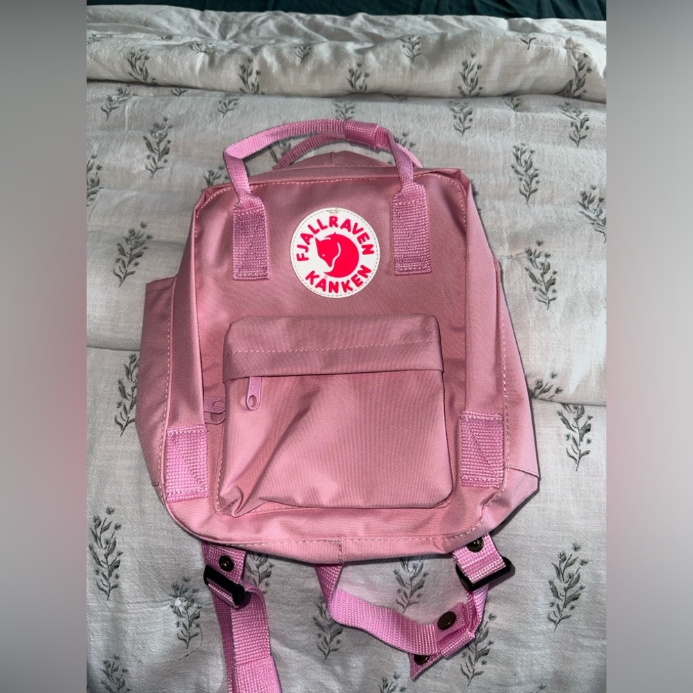 Pink mini FJALLRAVEN KANKEN